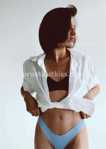  Лена
