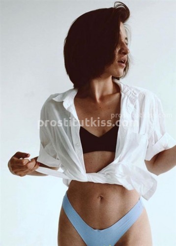  Лена